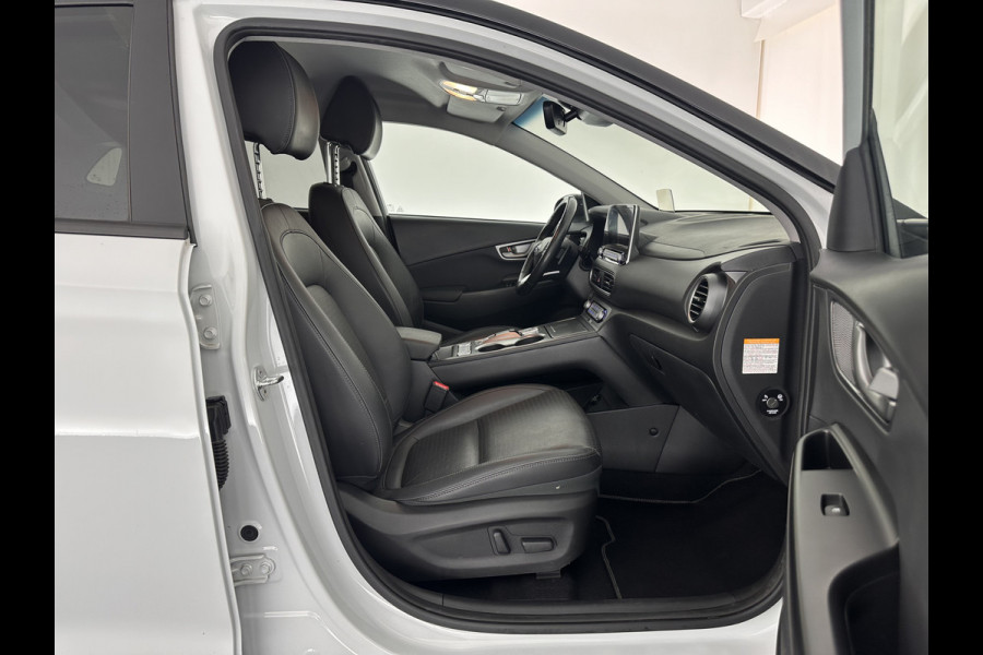 Hyundai Kona EV Premium 64 kWh [ 3-Fase ] (INCL-BTW) *HEAT-PUMP | FULL-LEATHER | HEAD-UP | FULL-LED | NAVI-FULLMAP | DAB | ADAPTIVE-CRUISE | KRELL-AUDIO | KEYLESS | CAMERA | BLIND-SPOT | LANE-ASSIST | DIGI-COCKPIT | COMFORT-SEATS | 1