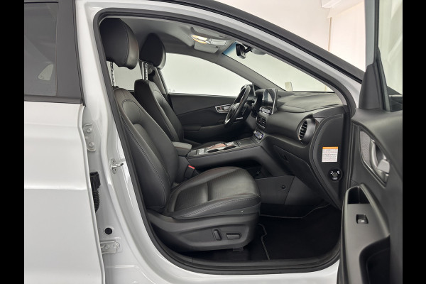 Hyundai Kona EV Premium 64 kWh [ 3-Fase ] (INCL-BTW) *HEAT-PUMP | FULL-LEATHER | HEAD-UP | FULL-LED | NAVI-FULLMAP | DAB | ADAPTIVE-CRUISE | KRELL-AUDIO | KEYLESS | CAMERA | BLIND-SPOT | LANE-ASSIST | DIGI-COCKPIT | COMFORT-SEATS | 1