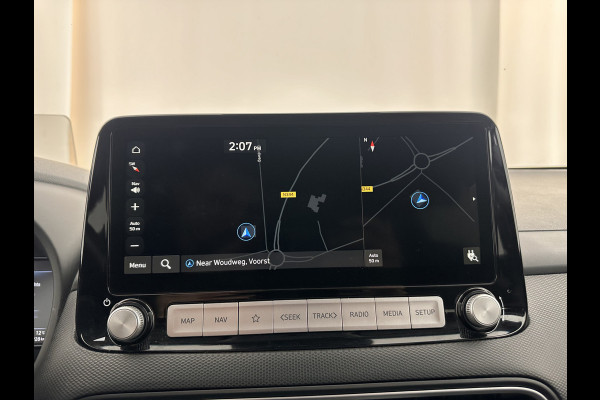 Hyundai Kona EV Premium 64 kWh [ 3-Fase ] (INCL-BTW) *HEAT-PUMP | FULL-LEATHER | HEAD-UP | FULL-LED | NAVI-FULLMAP | DAB | ADAPTIVE-CRUISE | KRELL-AUDIO | KEYLESS | CAMERA | BLIND-SPOT | LANE-ASSIST | DIGI-COCKPIT | COMFORT-SEATS | 1
