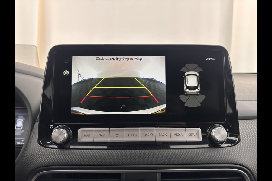 Hyundai Kona EV Premium 64 kWh [ 3-Fase ] (INCL-BTW) *HEAT-PUMP | FULL-LEATHER | HEAD-UP | FULL-LED | NAVI-FULLMAP | DAB | ADAPTIVE-CRUISE | KRELL-AUDIO | KEYLESS | CAMERA | BLIND-SPOT | LANE-ASSIST | DIGI-COCKPIT | COMFORT-SEATS | 1