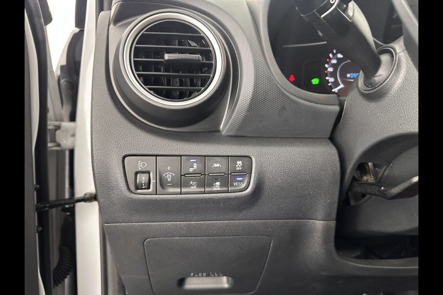 Hyundai Kona EV Premium 64 kWh [ 3-Fase ] (INCL-BTW) *HEAT-PUMP | FULL-LEATHER | HEAD-UP | FULL-LED | NAVI-FULLMAP | DAB | ADAPTIVE-CRUISE | KRELL-AUDIO | KEYLESS | CAMERA | BLIND-SPOT | LANE-ASSIST | DIGI-COCKPIT | COMFORT-SEATS | 1