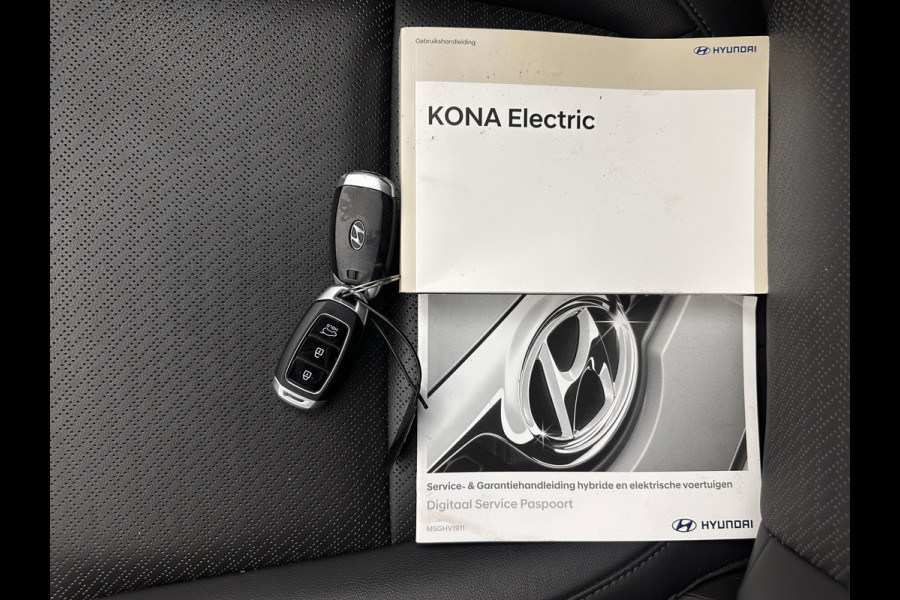 Hyundai Kona EV Premium 64 kWh [ 3-Fase ] (INCL-BTW) *HEAT-PUMP | FULL-LEATHER | HEAD-UP | FULL-LED | NAVI-FULLMAP | DAB | ADAPTIVE-CRUISE | KRELL-AUDIO | KEYLESS | CAMERA | BLIND-SPOT | LANE-ASSIST | DIGI-COCKPIT | COMFORT-SEATS | 1