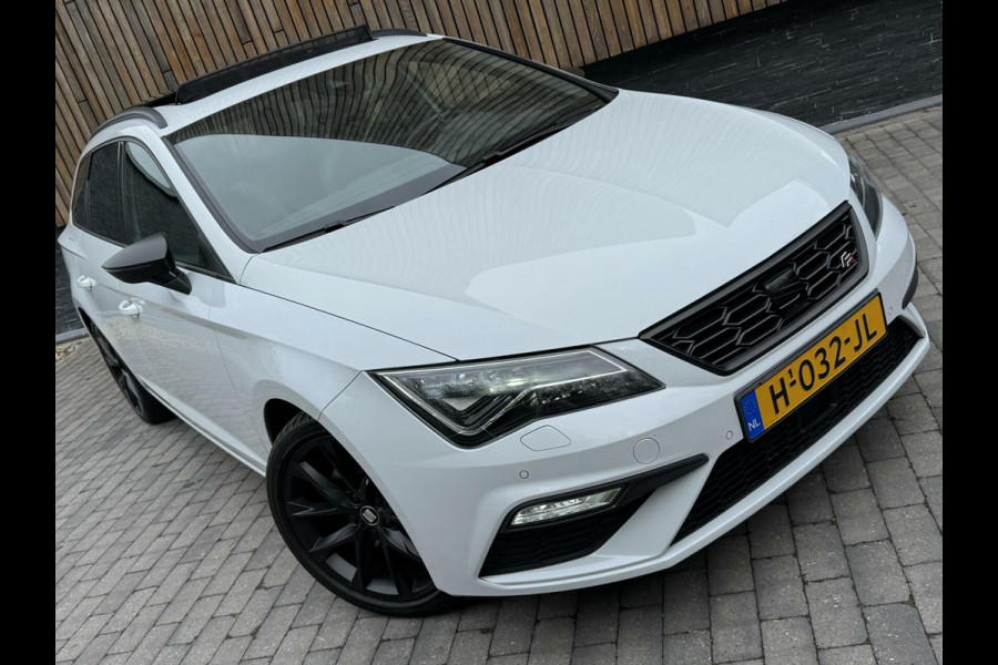 Seat León ST 1.5 TSI FR Ultimate Edition Black Automaat | Panoramadak | Leer/alcantara bekleding | Beats Audio | Sfeerverlichting | DCC | Key