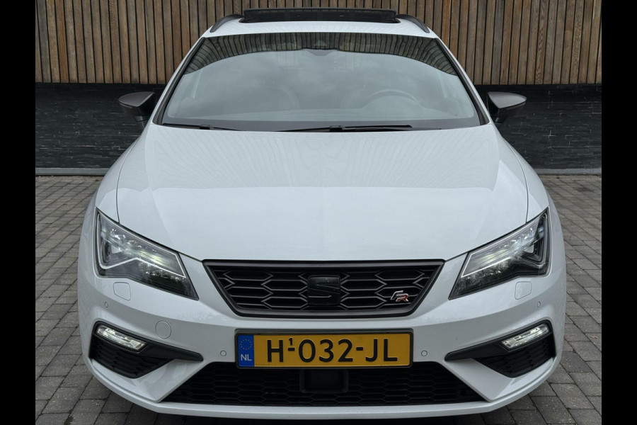Seat León ST 1.5 TSI FR Ultimate Edition Black Automaat | Panoramadak | Leer/alcantara bekleding | Beats Audio | Sfeerverlichting | DCC | Key