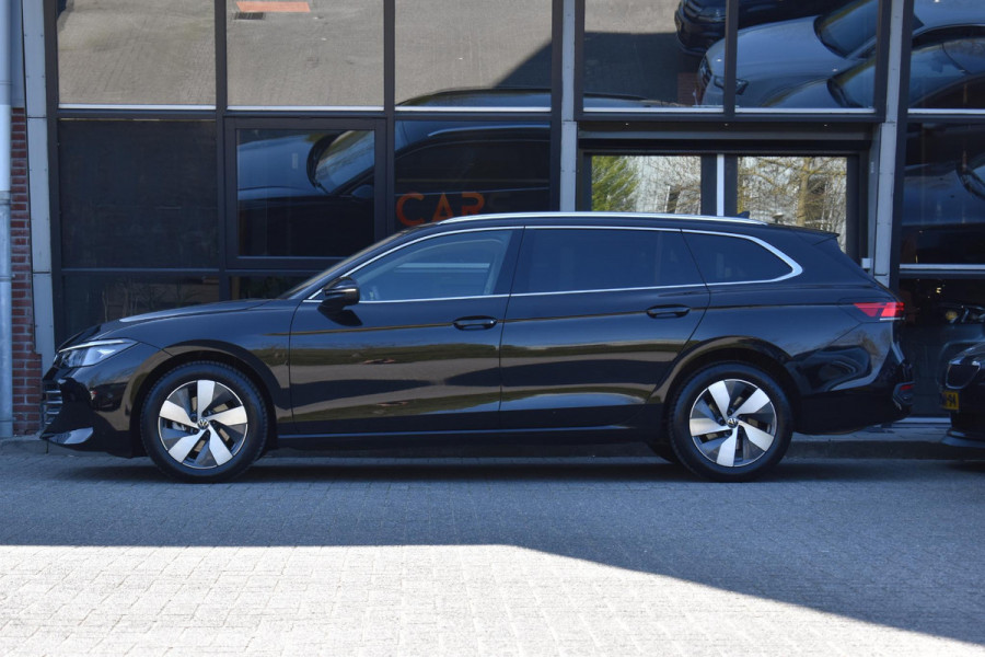 Volkswagen Passat Variant 1.5 eTSI Business Lane ACC Massage Camera