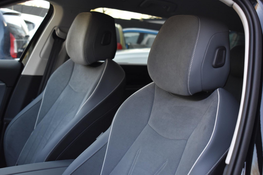 Volkswagen Passat Variant 1.5 eTSI Business Lane ACC Massage Camera