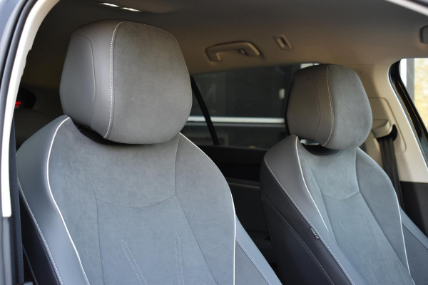 Volkswagen Passat Variant 1.5 eTSI Business Lane ACC Massage Camera