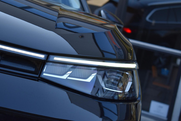 Volkswagen Passat Variant 1.5 eTSI Business Lane ACC Massage Camera