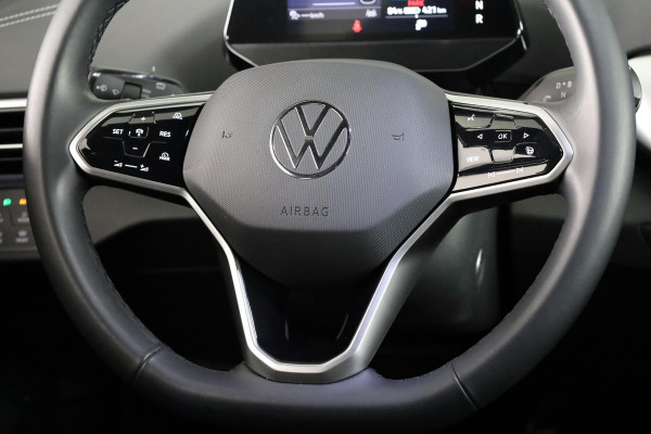 Volkswagen ID.4 Pro Business 77 kWh | Achteruitrijcamera | Led matrix | Navigatie | Elektrische Achterklep |  19"inch LM Velgen |