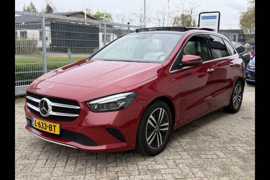 Mercedes-Benz B-Klasse 200 Luxury | BOMVOL !! | PANO | LEDER | SFEER | MEMORY | CAMERA