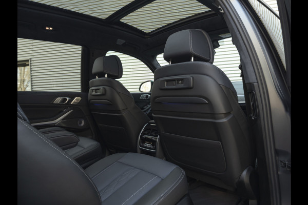 BMW X7 M50i - 6-Zits - Edition ''Dark Shadow'' - 1-Hand - Bowers & Wilkins - Standkachel