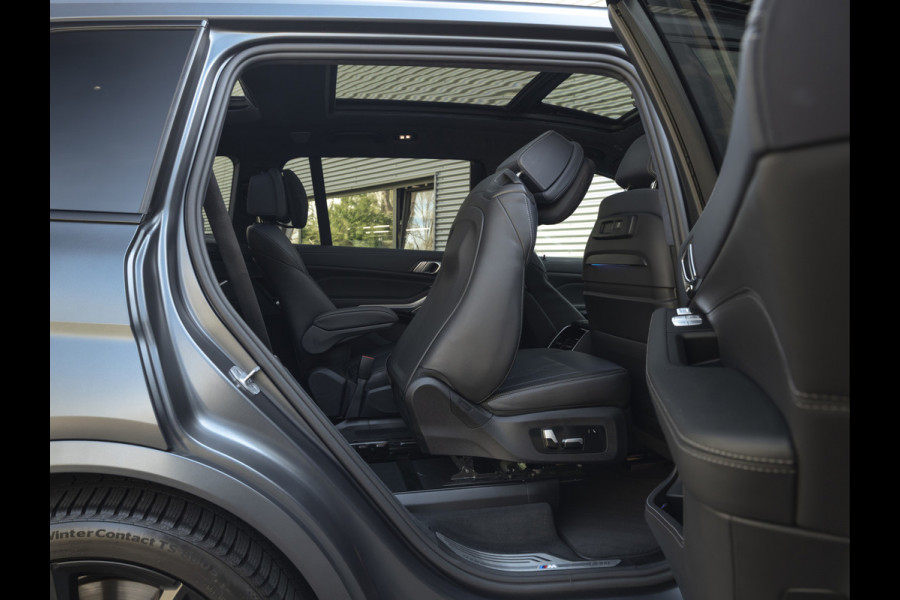 BMW X7 M50i - 6-Zits - Edition ''Dark Shadow'' - 1-Hand - Bowers & Wilkins - Standkachel