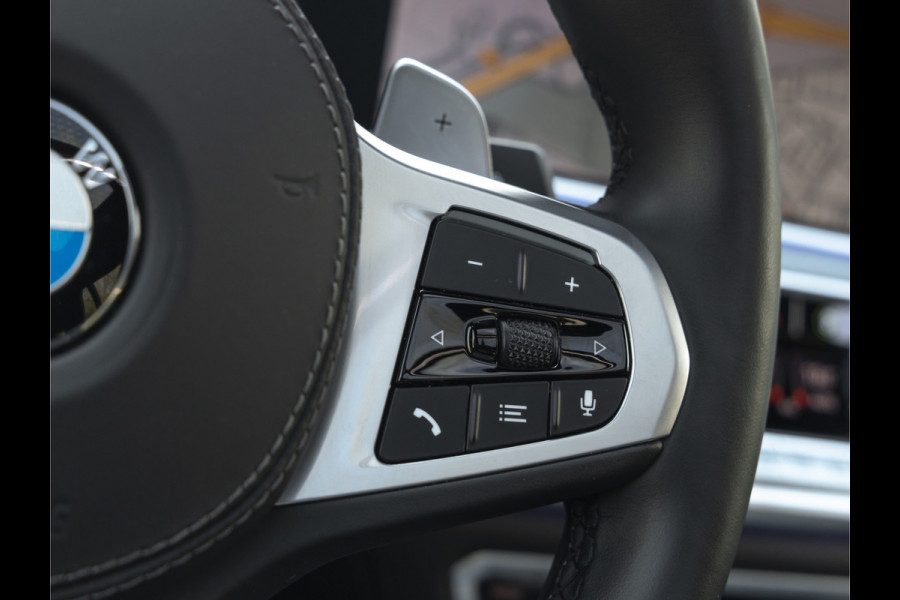 BMW X7 M50i - 6-Zits - Edition ''Dark Shadow'' - 1-Hand - Bowers & Wilkins - Standkachel