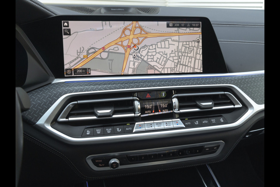 BMW X7 M50i - 6-Zits - Edition ''Dark Shadow'' - 1-Hand - Bowers & Wilkins - Standkachel