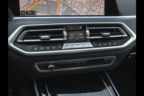 BMW X7 M50i - 6-Zits - Edition ''Dark Shadow'' - 1-Hand - Bowers & Wilkins - Standkachel