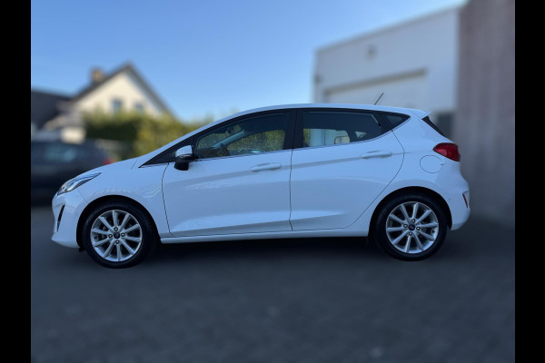 Ford Fiesta 1.0 EcoBoost Titanium NIEUWE RIEM / WINTERPACK / INPARKEREN / LMV / CARPLAY / NAVIGATIE / ACC / CAMERA