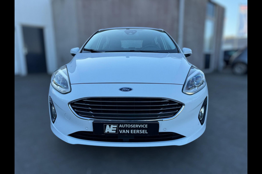 Ford Fiesta 1.0 EcoBoost Titanium NIEUWE RIEM / WINTERPACK / INPARKEREN / LMV / CARPLAY / NAVIGATIE / ACC / CAMERA