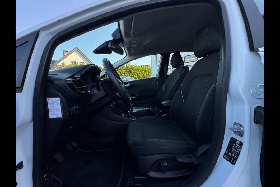 Ford Fiesta 1.0 EcoBoost Titanium NIEUWE RIEM / WINTERPACK / INPARKEREN / LMV / CARPLAY / NAVIGATIE / ACC / CAMERA