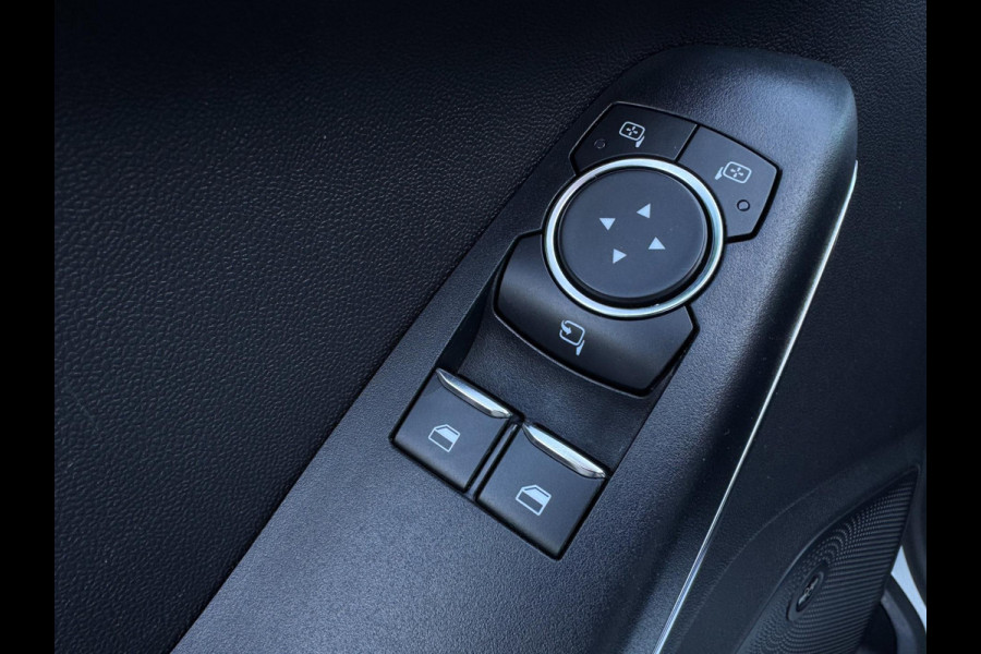Ford Fiesta 1.0 EcoBoost Titanium NIEUWE RIEM / WINTERPACK / INPARKEREN / LMV / CARPLAY / NAVIGATIE / ACC / CAMERA