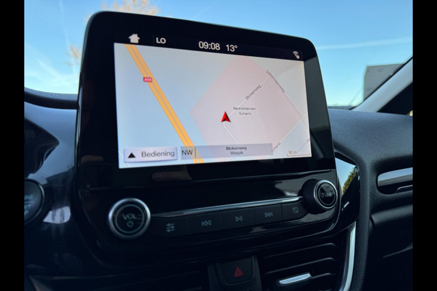 Ford Fiesta 1.0 EcoBoost Titanium NIEUWE RIEM / WINTERPACK / INPARKEREN / LMV / CARPLAY / NAVIGATIE / ACC / CAMERA