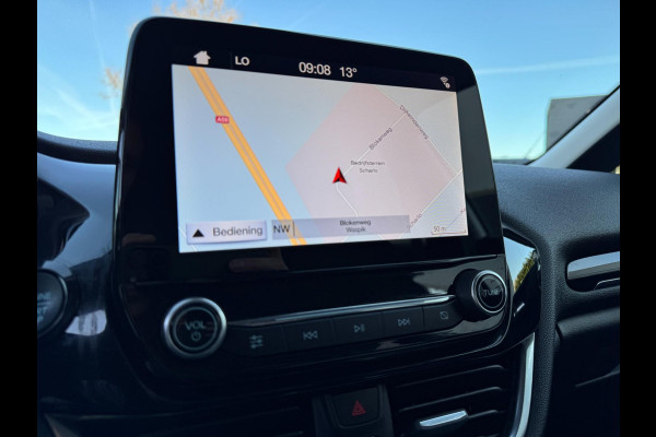 Ford Fiesta 1.0 EcoBoost Titanium NIEUWE RIEM / WINTERPACK / INPARKEREN / LMV / CARPLAY / NAVIGATIE / ACC / CAMERA