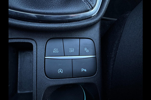 Ford Fiesta 1.0 EcoBoost Titanium NIEUWE RIEM / WINTERPACK / INPARKEREN / LMV / CARPLAY / NAVIGATIE / ACC / CAMERA