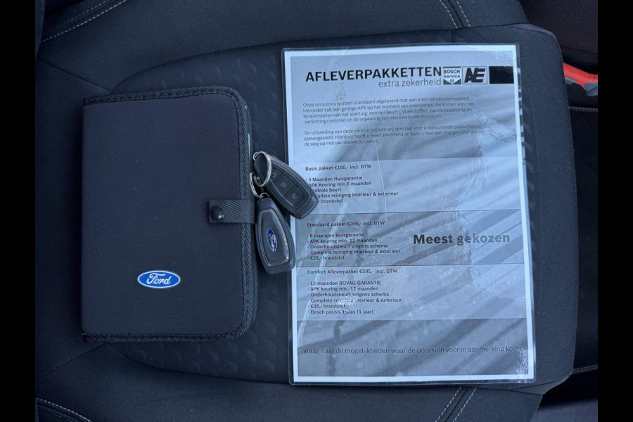 Ford Fiesta 1.0 EcoBoost Titanium NIEUWE RIEM / WINTERPACK / INPARKEREN / LMV / CARPLAY / NAVIGATIE / ACC / CAMERA