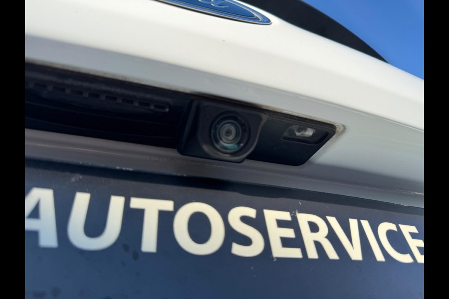 Ford Fiesta 1.0 EcoBoost Titanium NIEUWE RIEM / WINTERPACK / INPARKEREN / LMV / CARPLAY / NAVIGATIE / ACC / CAMERA