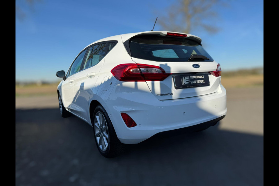 Ford Fiesta 1.0 EcoBoost Titanium NIEUWE RIEM / WINTERPACK / INPARKEREN / LMV / CARPLAY / NAVIGATIE / ACC / CAMERA
