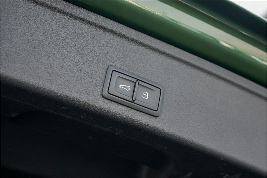 Audi A4 Avant 2.9 TFSI RS 4 Quattro Pano ACC B&O Sportuitlaat