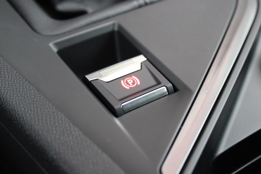 Peugeot 308 1.2 110PK ACTIVE PACK BUSINESS | NAVIGATIE | PARKEERSENSOREN ACHTER | DRAADLOZE APPLE CARPLAY/ANDROID AUTO | CRUISE CONTROL | LED KOPLAMPEN | CLIMATE CONTROL | KEYLESS START |