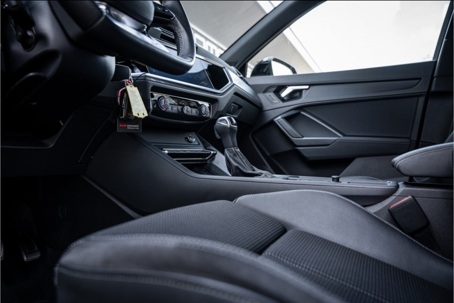 Audi Q3 Sportback 45 TFSI e S Edition ** 19inch ** Black Optic