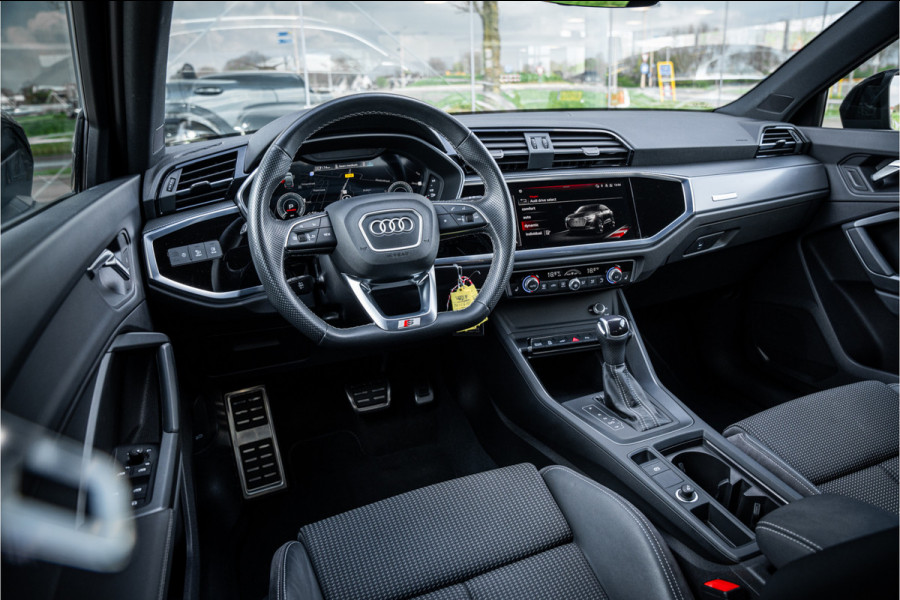 Audi Q3 Sportback 45 TFSI e S Edition ** 19inch ** Black Optic