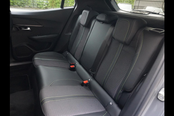 Peugeot e-2008 EV GT 54 kWh