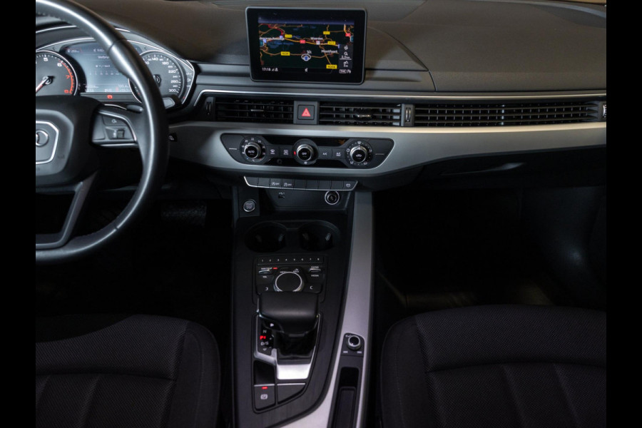 Audi A4 Limousine 35 TFSI Sport Lease Edition / 150pk / Apple Carplay / Cruise