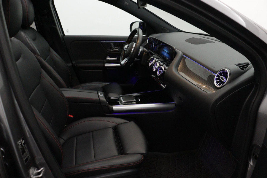 Mercedes-Benz GLA 200 Business Solution AMG | VOL!! | Dealer ond |PANO | TrekH | SFEER | AchterCam | Stoelverw | Stoelmem |