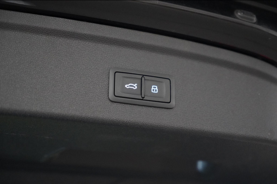 Audi A3 Sportback 40 TFSI e 3x S-line Elektr. S-stoelen|Dodehoek|Leder|AllSeasonNieuw|B&O