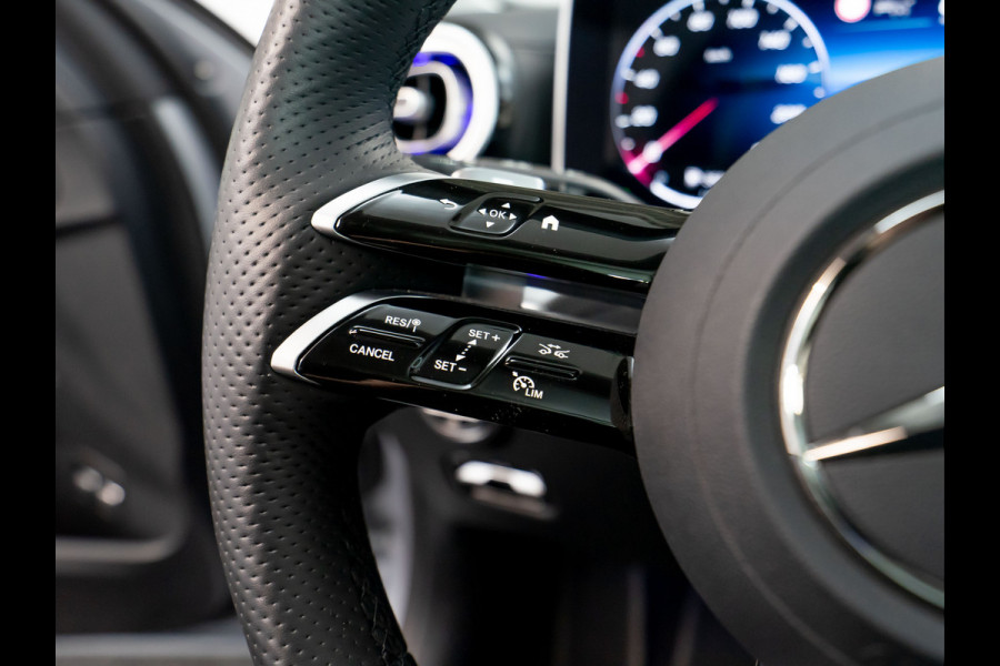 Mercedes-Benz C-Klasse Estate C 300 e AMG Line | Rij-Assistentie | Premium Plus