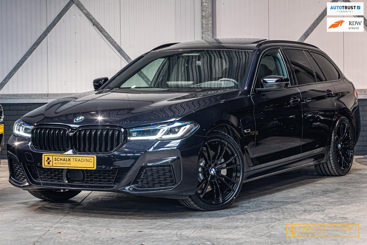 BMW 5 Serie 530e|M-sport|20inch|Pano|H&K|Cam|Trekhaak|Dealer BMW 5 Serie 530e|M-sport|20inch|Pano|H&K|Cam|Trekhaak|Dealer