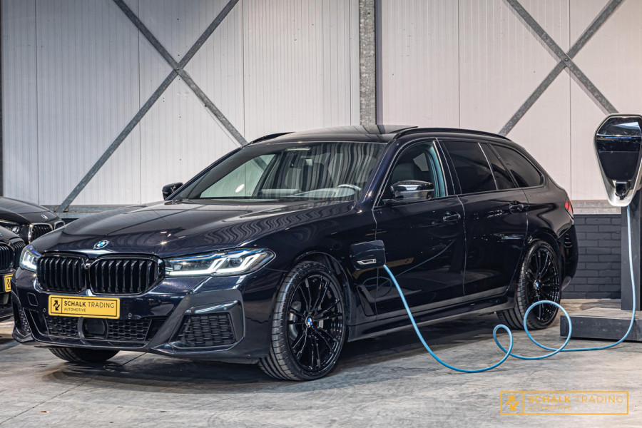 BMW 5 Serie 530e|M-sport|20inch|Pano|H&K|Cam|Trekhaak|Dealer