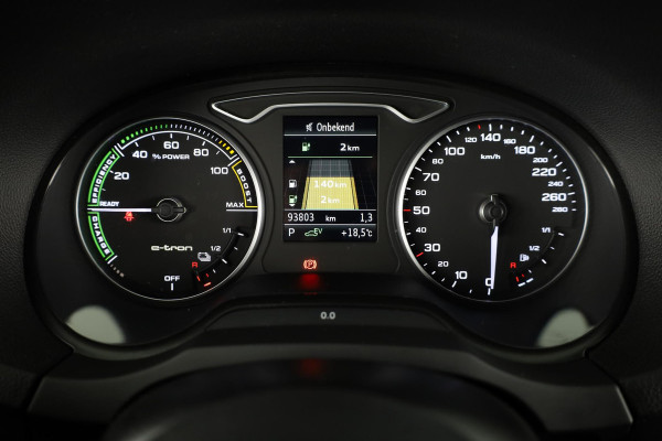 Audi A3 Sportback 40 e-tron Advance Sport 204pk Plug in Hybrid | Navigatie via App | Climatronic | Lichtmetalen velgen | S-line exterieur