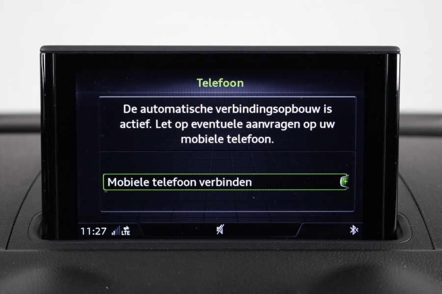 Audi A3 Sportback 40 e-tron Advance Sport 204pk Plug in Hybrid | Navigatie via App | Climatronic | Lichtmetalen velgen | S-line exterieur