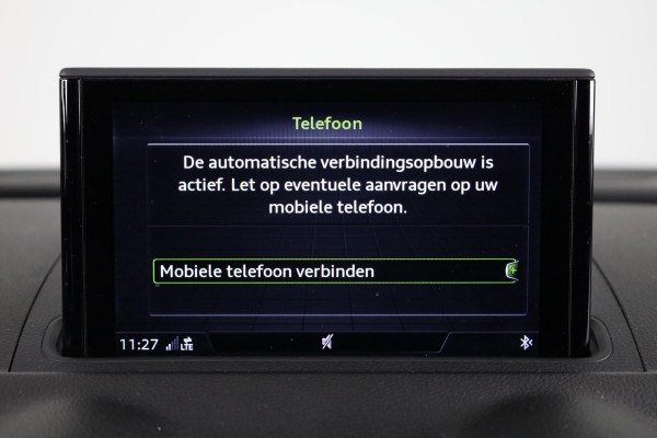 Audi A3 Sportback 40 e-tron Advance Sport 204pk Plug in Hybrid | Navigatie via App | Climatronic | Lichtmetalen velgen | S-line exterieur
