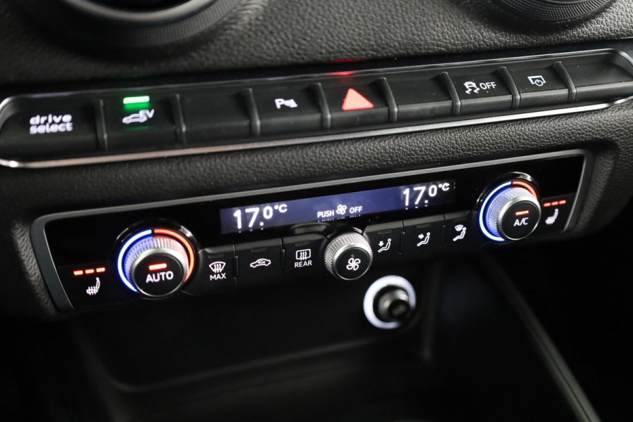 Audi A3 Sportback 40 e-tron Advance Sport 204pk Plug in Hybrid | Navigatie via App | Climatronic | Lichtmetalen velgen | S-line exterieur