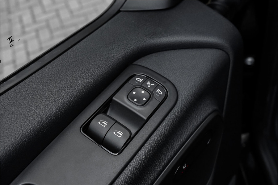 Mercedes-Benz Sprinter 319 1.9 CDI L2H2 RWD Black Pack Vol! Distronic Camera BPM Vrij LED Navi Trekhaak 3.5T