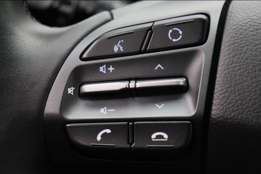 Hyundai Kona 1.0T Comfort Carplay Camera Airco Cruise * 1e eigenaar *