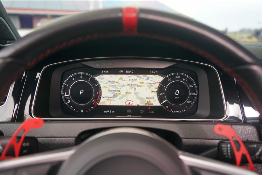 Volkswagen Golf 7.5 GTI TCR 2.0 TSI DSG/Pano/DCC/RCam/Nardo/Dynaudio