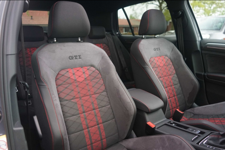 Volkswagen Golf 7.5 GTI TCR 2.0 TSI DSG/Pano/DCC/RCam/Nardo/Dynaudio