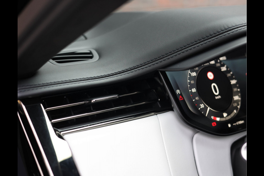 Land Rover Range Rover Sport P635 SV Edition One Obsidian Black