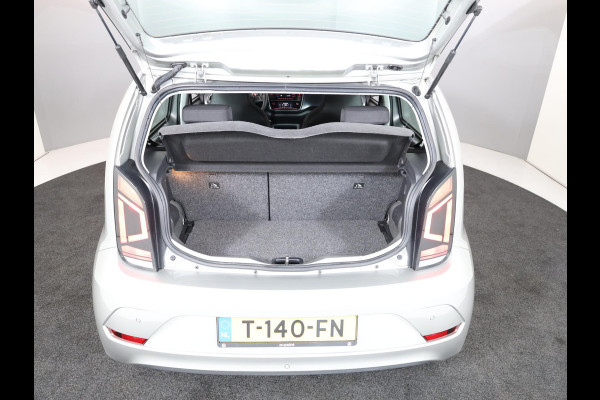 Volkswagen up! 1.0 Clima| Camera|  | Parkeersensoren achter|  Cruise control| |Verlengde garantie| Navigatie via App